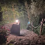 Bas De Avec Grande Terrasse * Piedigriggio