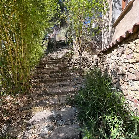 Bas De Avec Grande Terrasse Hébergement de vacances *