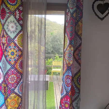 Bas De Avec Grande Terrasse