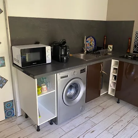 Bas De Avec Grande Terrasse Hébergement de vacances