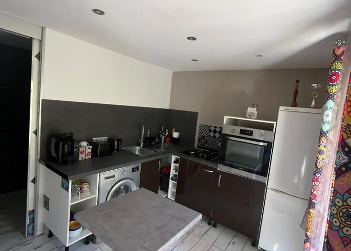 Bas De Avec Grande Terrasse * Piedigriggio