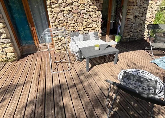 Bas De Avec Grande Terrasse Piedigriggio